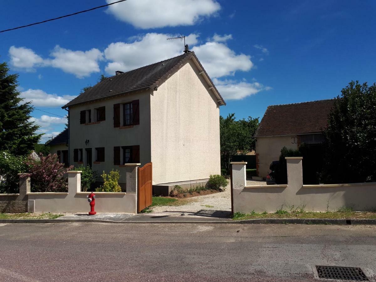Gite Du Luat Vert-en-Drouais Exterior photo